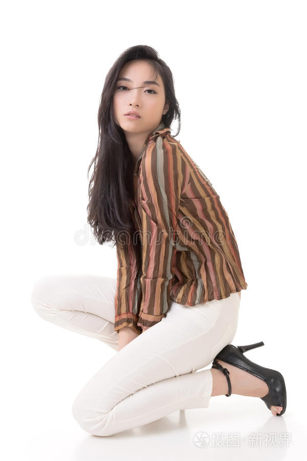 血色霓虹